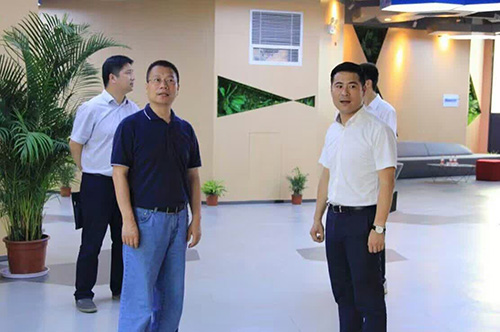 20160818拱墅區委常委、組織部李煒蒞臨杭州建華文創集團總部調研指導 (3).jpg